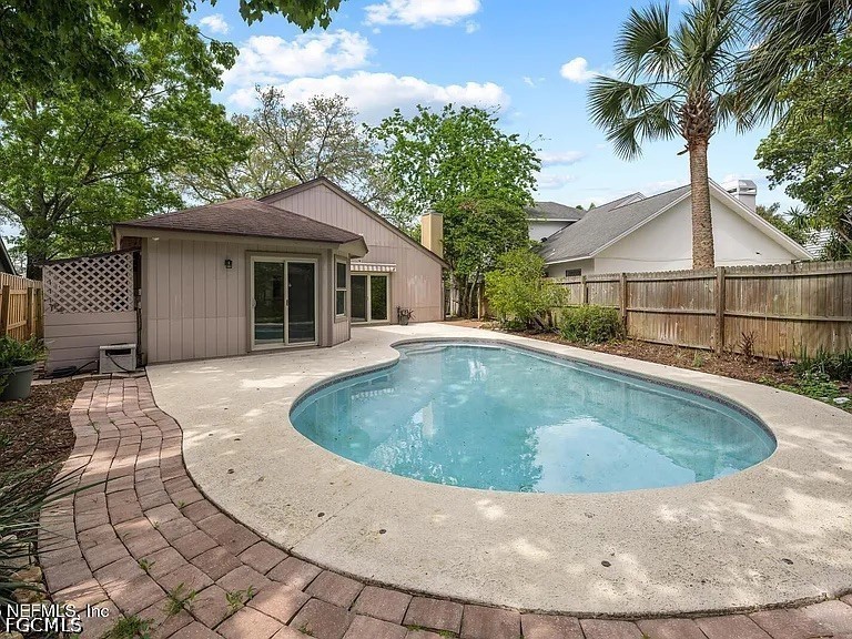 202  Pheasant Run, Apt 1