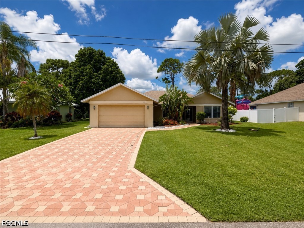 922 SE 1st Place
