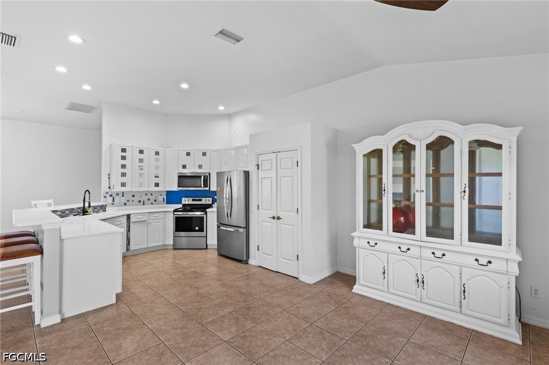 1012 NW 33rd Place