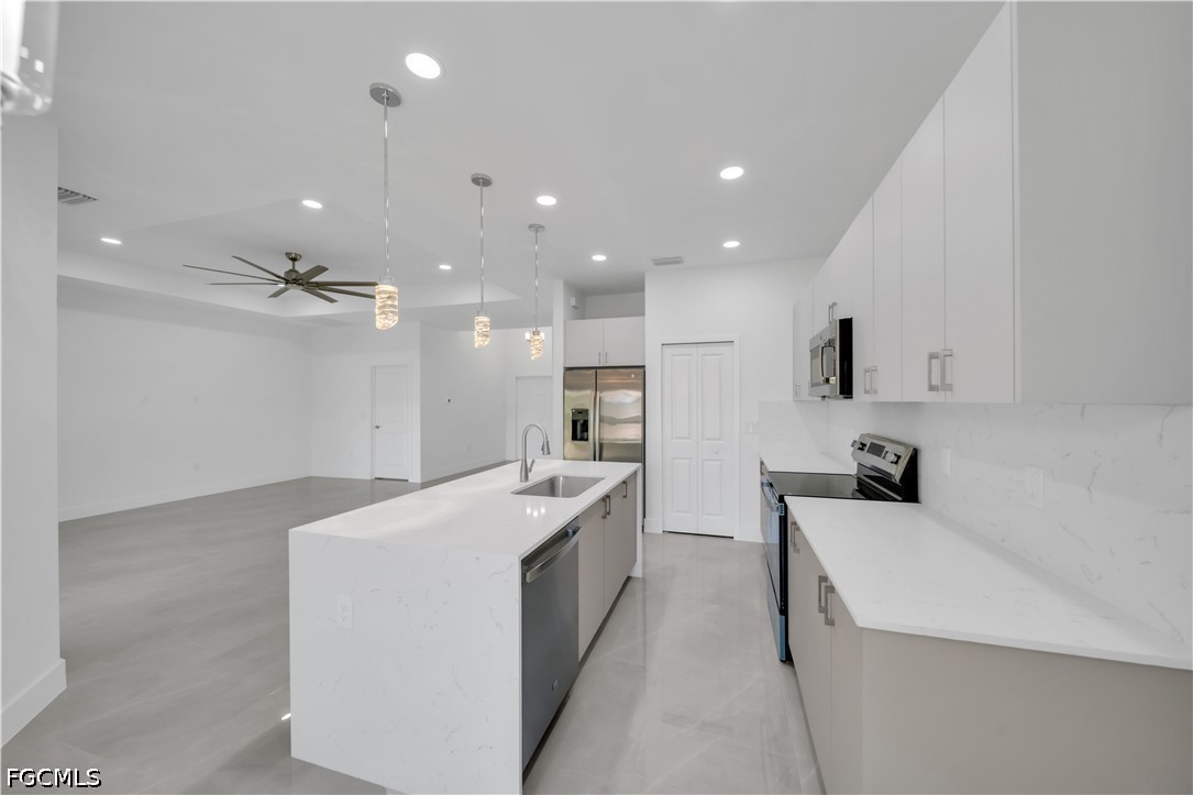 302 Palisades Avenue