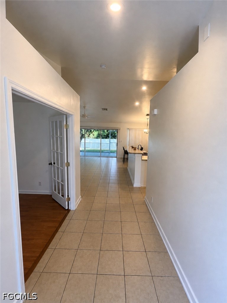 4118 NE 20th Place