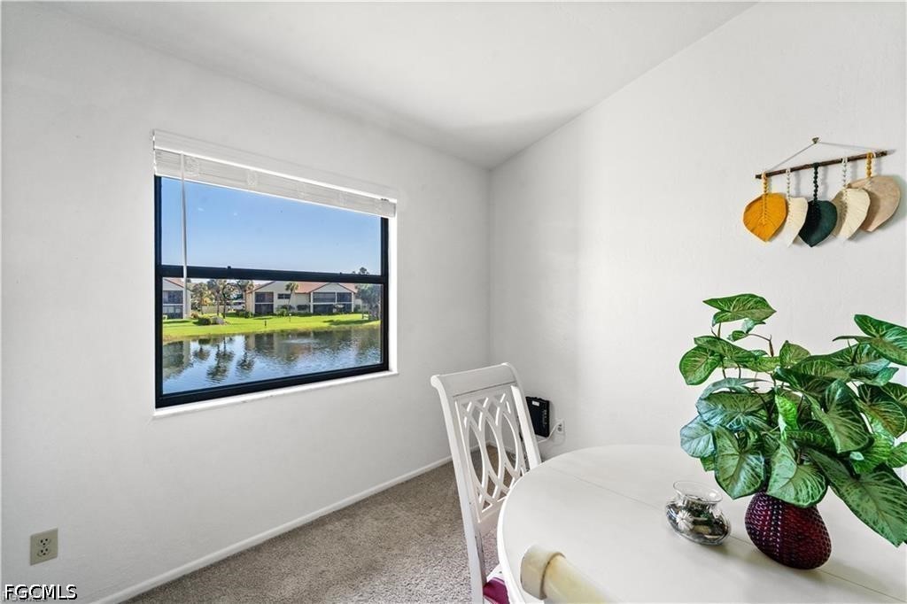 8565  Charter Club Circle, Apartment 6