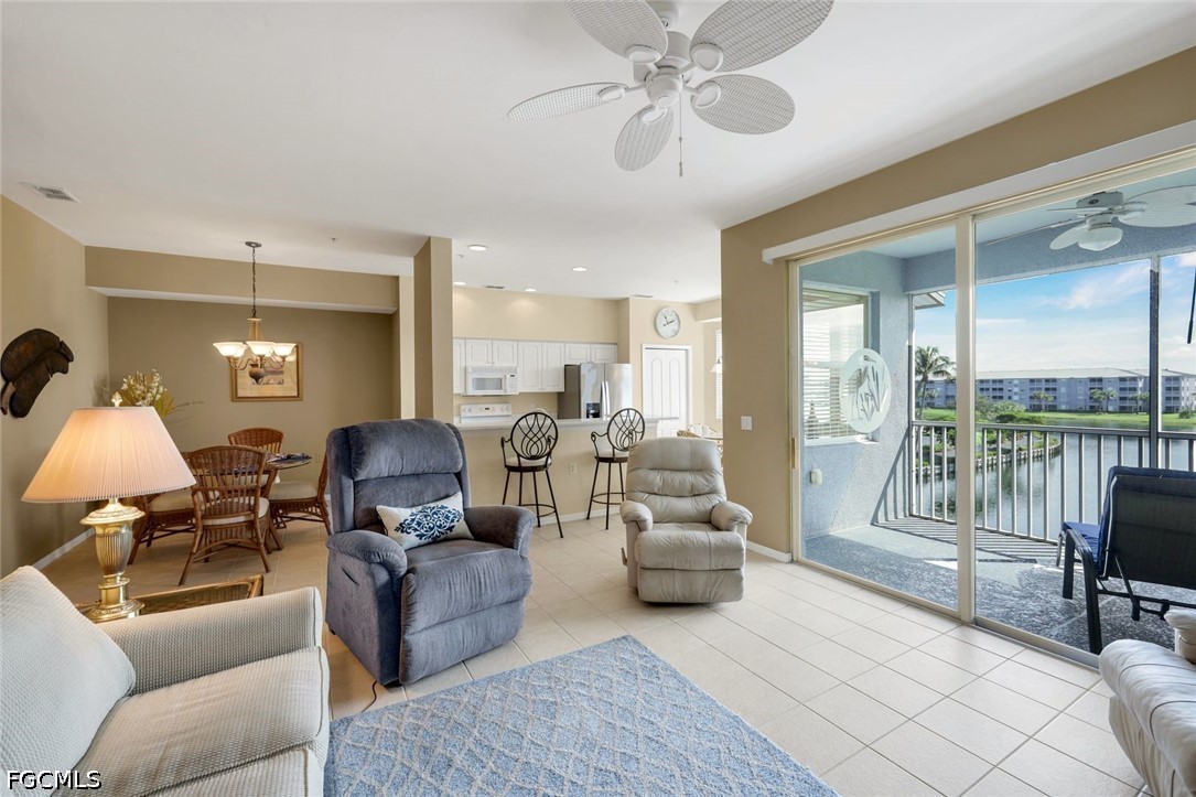 16575  Lake Circle Drive, Apt 1148