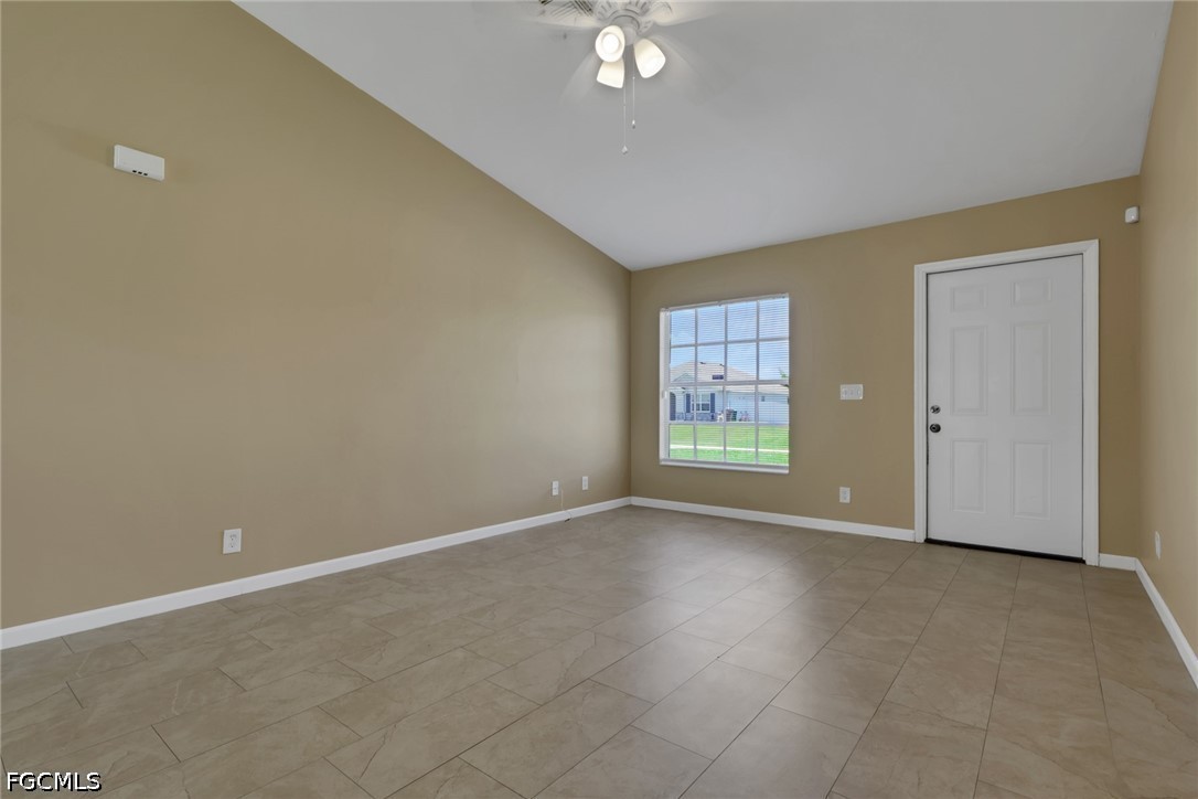 325 NE 30th Terrace