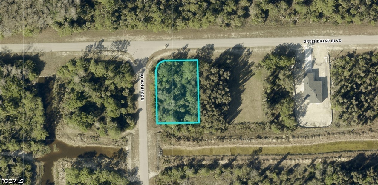 513 Greenbriar Boulevard