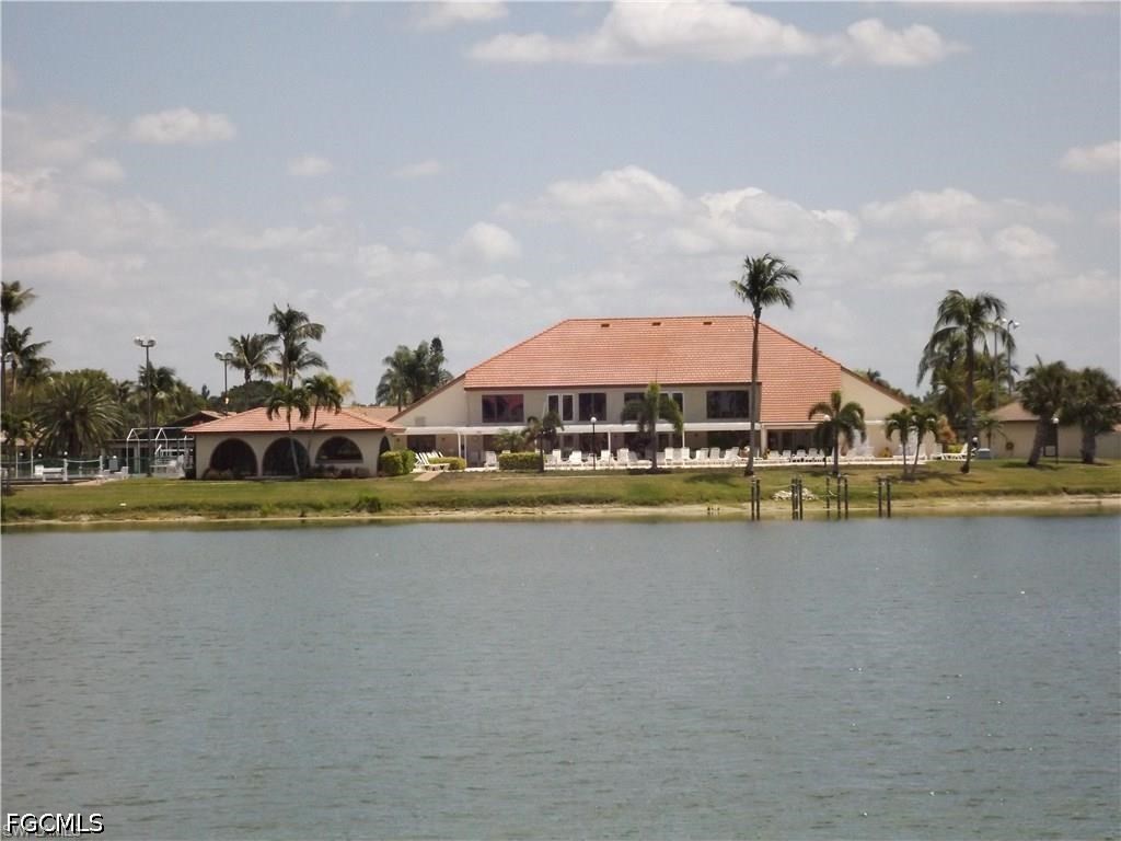 11300 Caravel Circle, Apt 210