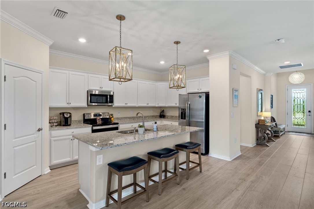 19701 Deming Lane