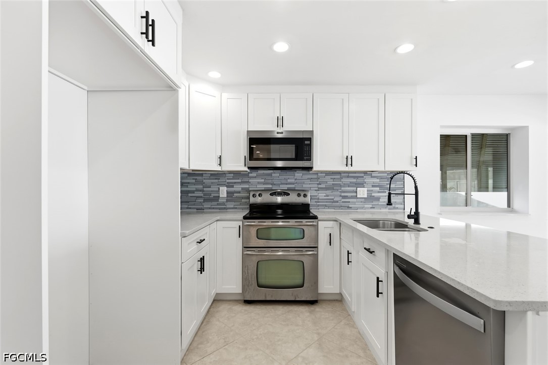 193 Hibiscus Drive