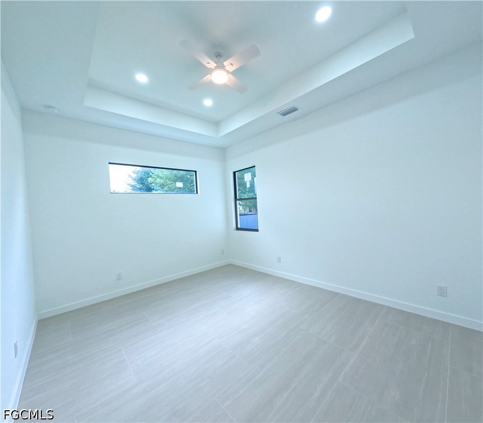 2421 NW 8th Terrace