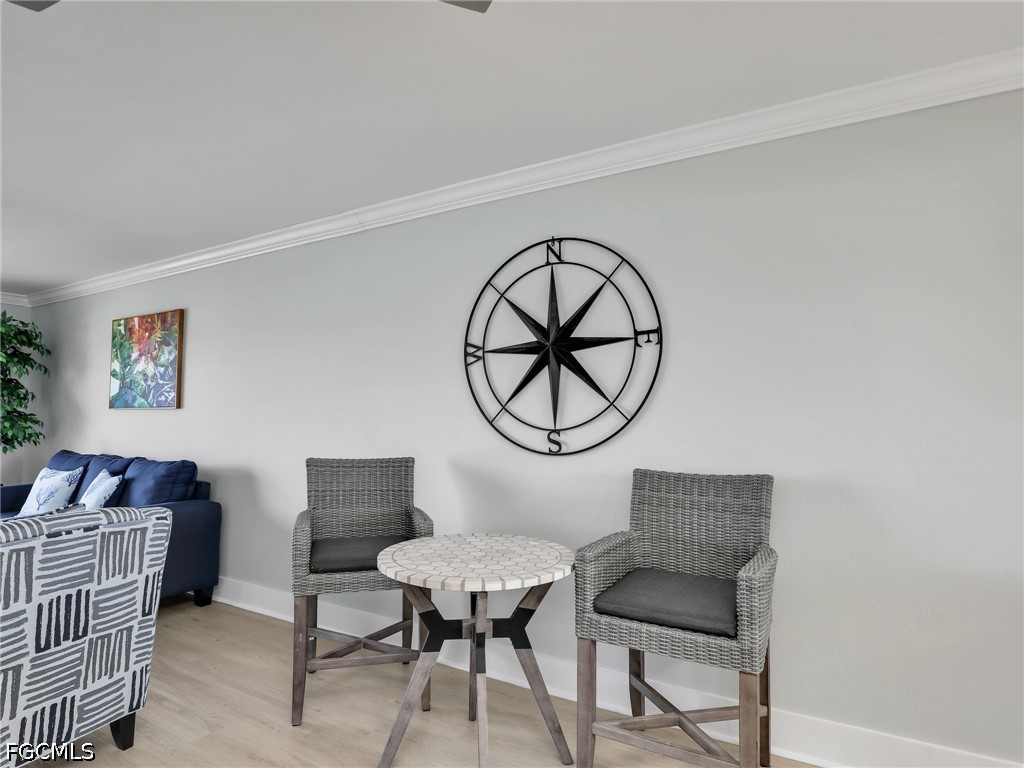 4817 SW 8th Place, Apt 202
