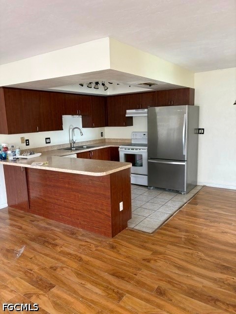 2905  Santa Barbara Boulevard