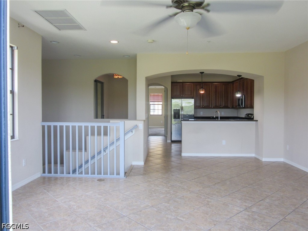 11908  Izarra Way, Apartment 7001