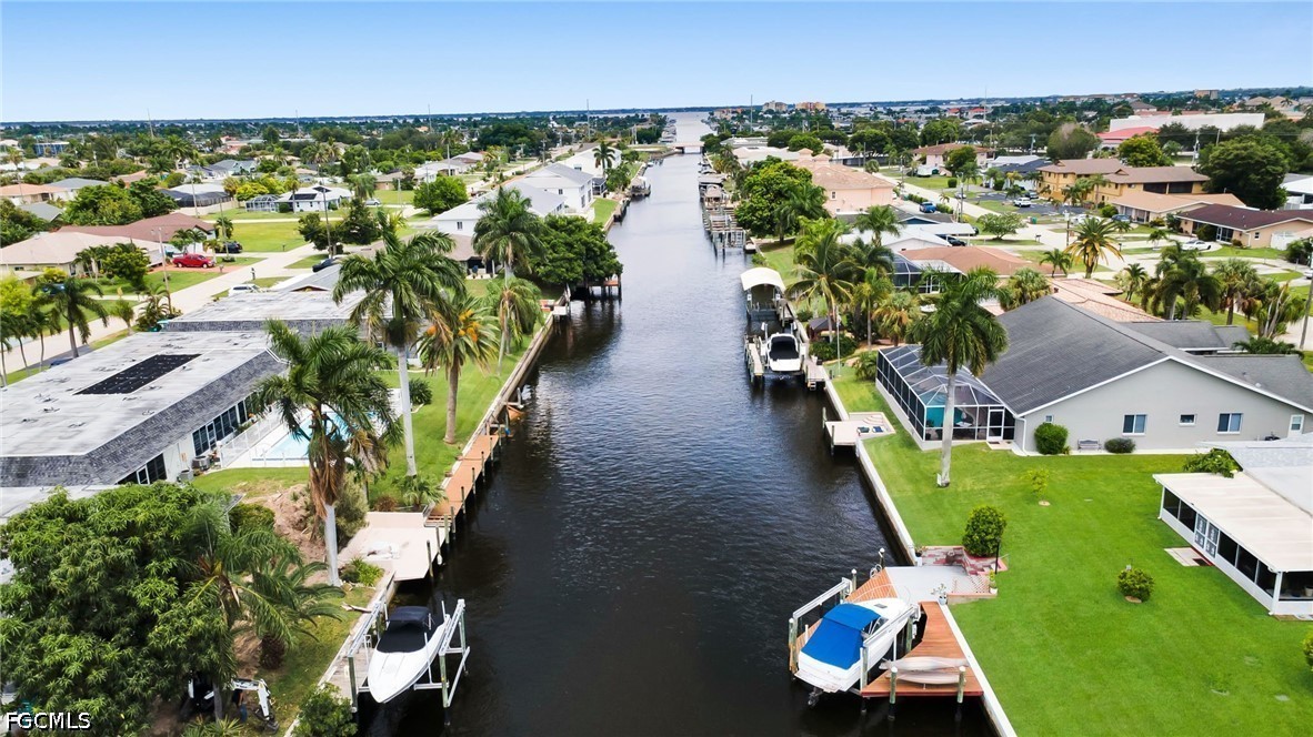 1207 SE 40th Terrace