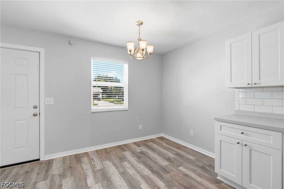 899  Ridgeway Drive