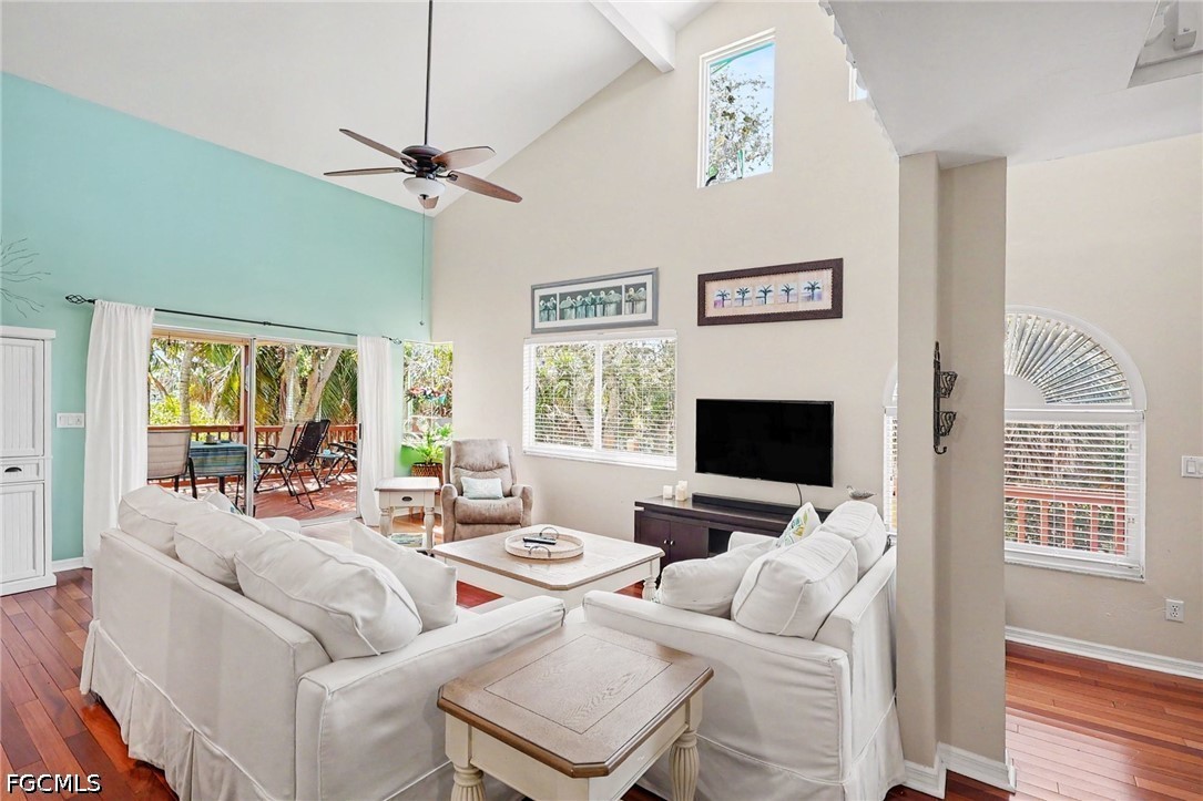 21697/699  Indian Bayou Drive