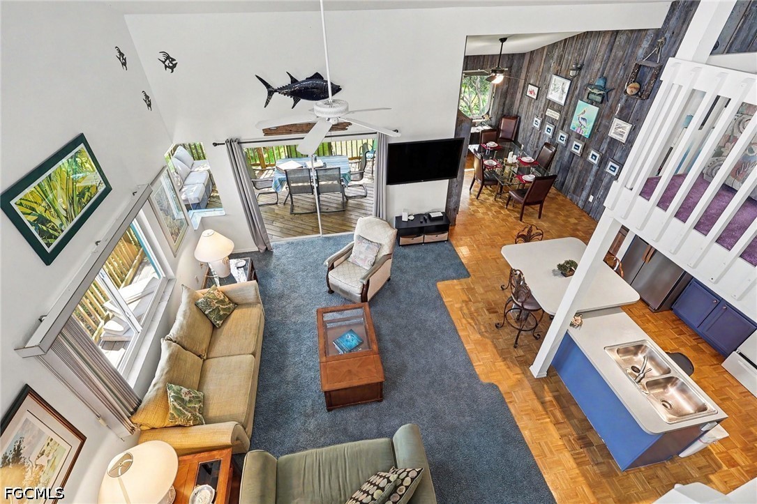21697/699  Indian Bayou Drive