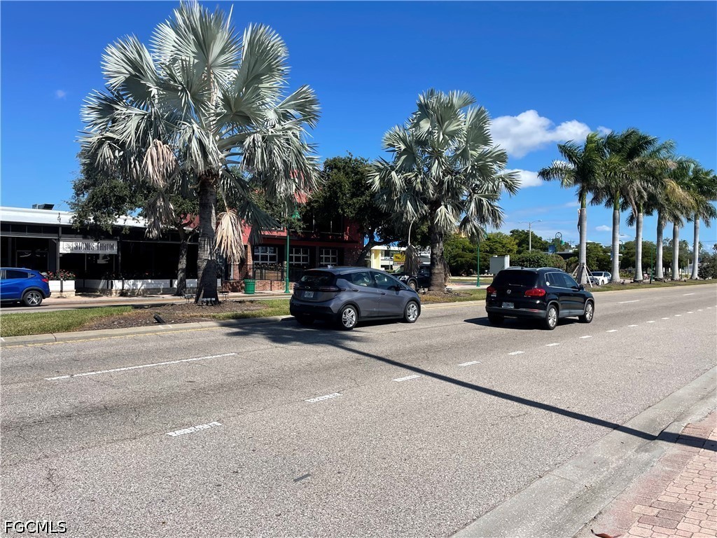 1336 Cape Coral Parkway