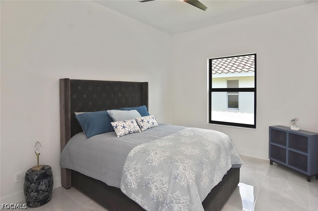 4612 SW 22nd Place