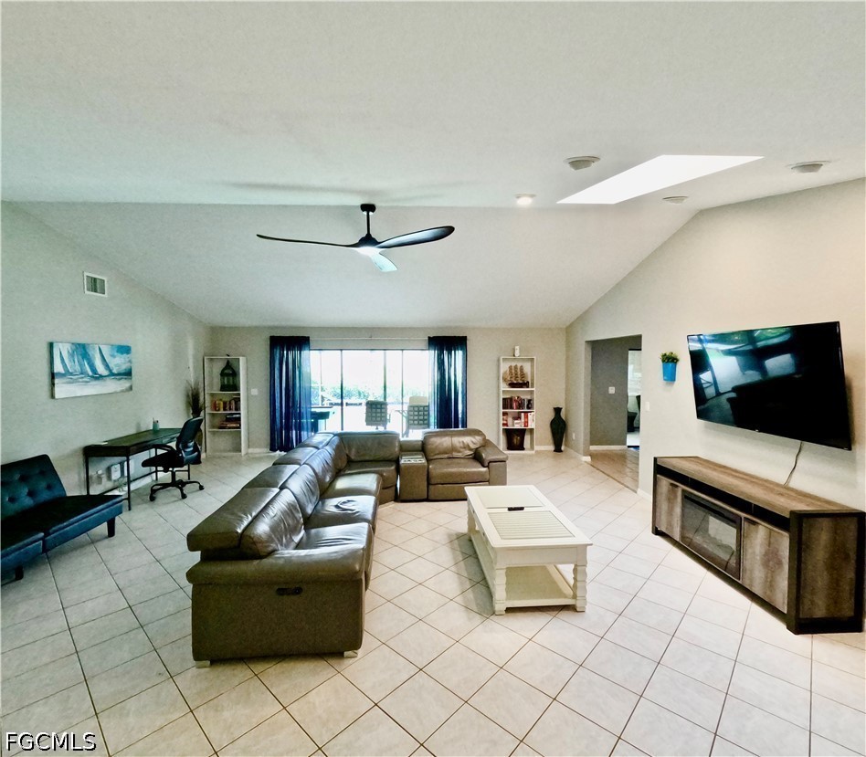 801 SW 51st Terrace