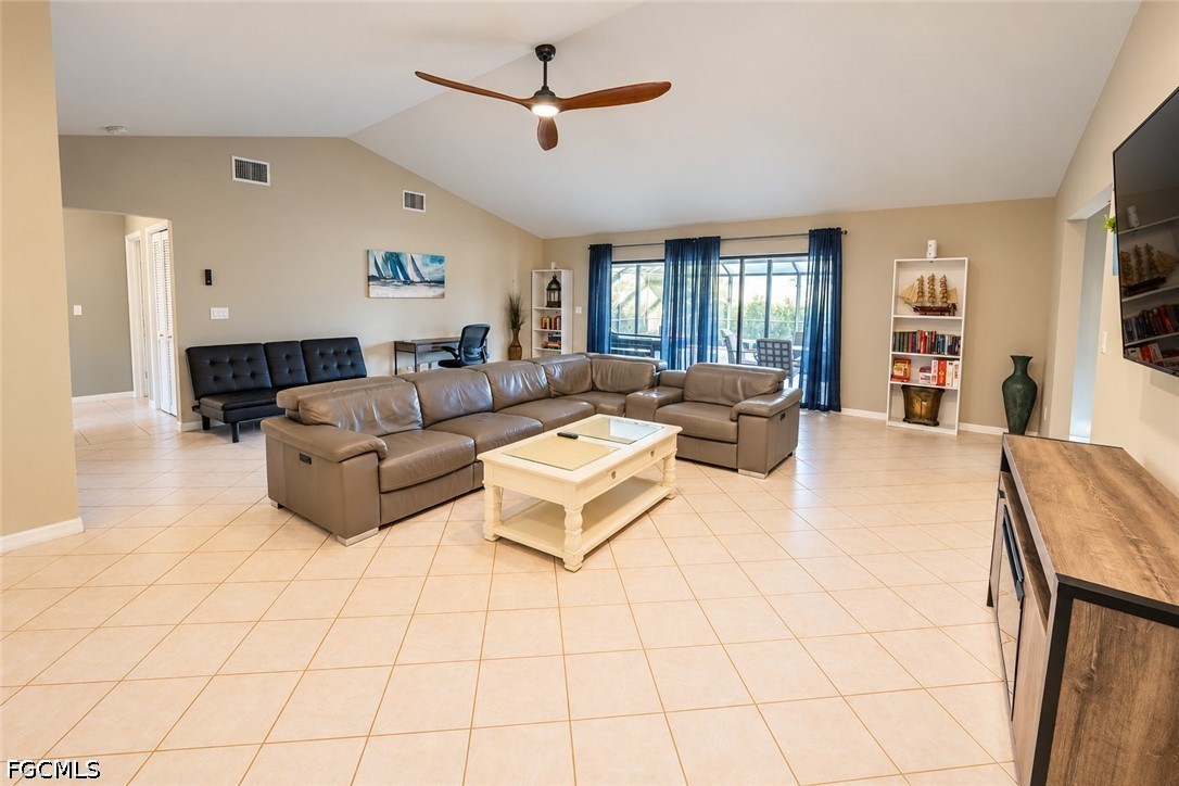 801 SW 51st Terrace