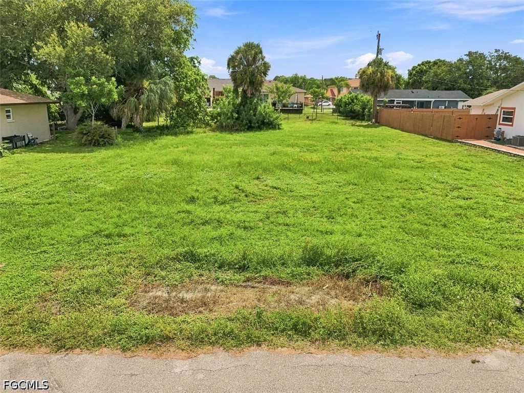 1221 SE 23rd Avenue