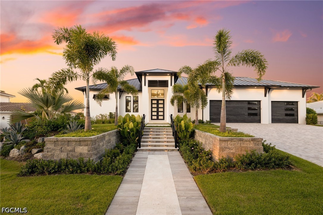 111  Montrose Drive