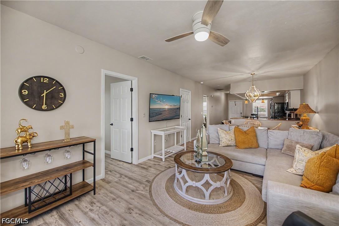 4544 SE 5th Place, Apt 207
