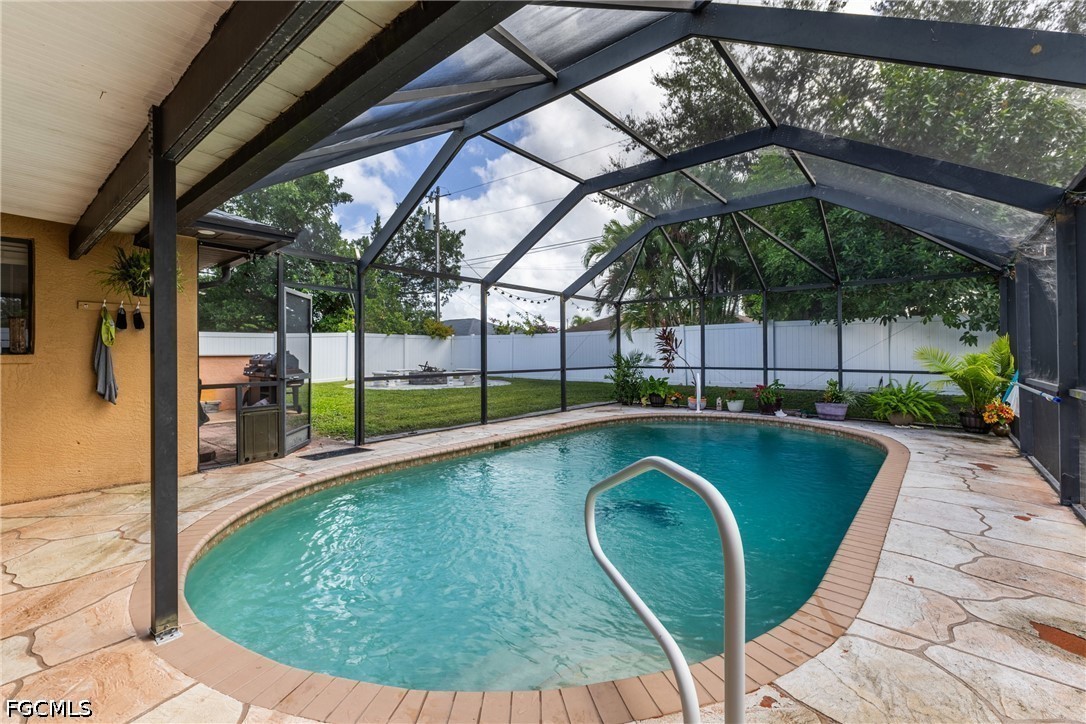 2103 SE 8th Avenue