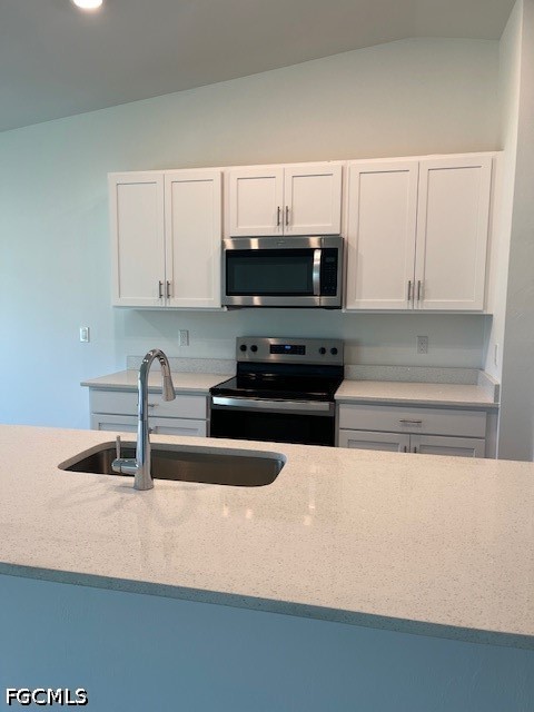 1425 SW 13th Terrace