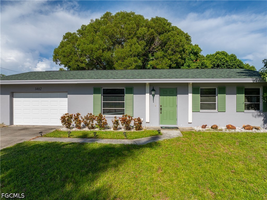 1402 SE 8th Place