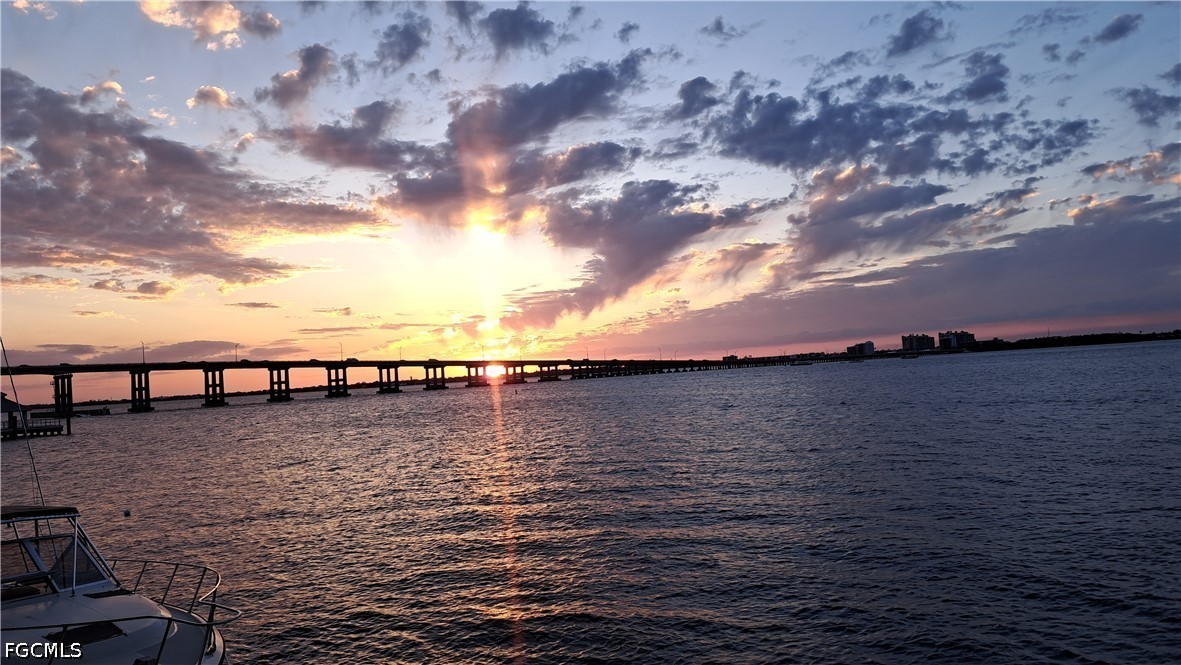 2607  Bayshore Drive