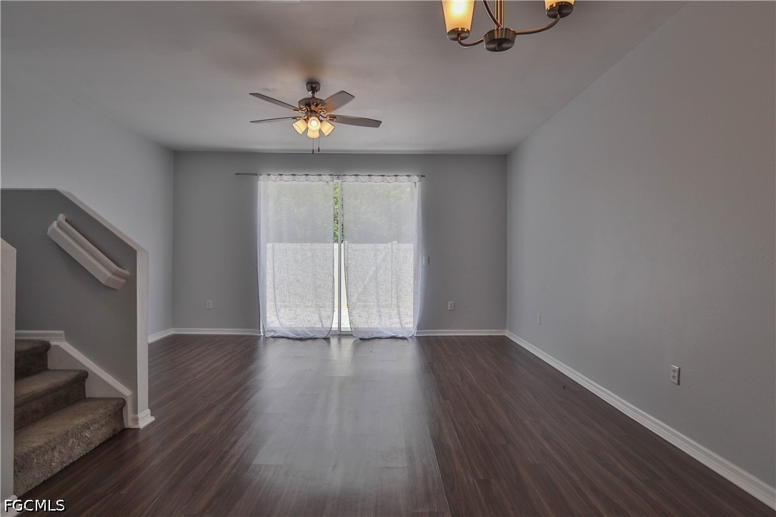 3630 Pine Oak Circle, Apt 105