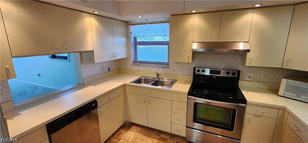 4260 SE 20th Place, Apt 208
