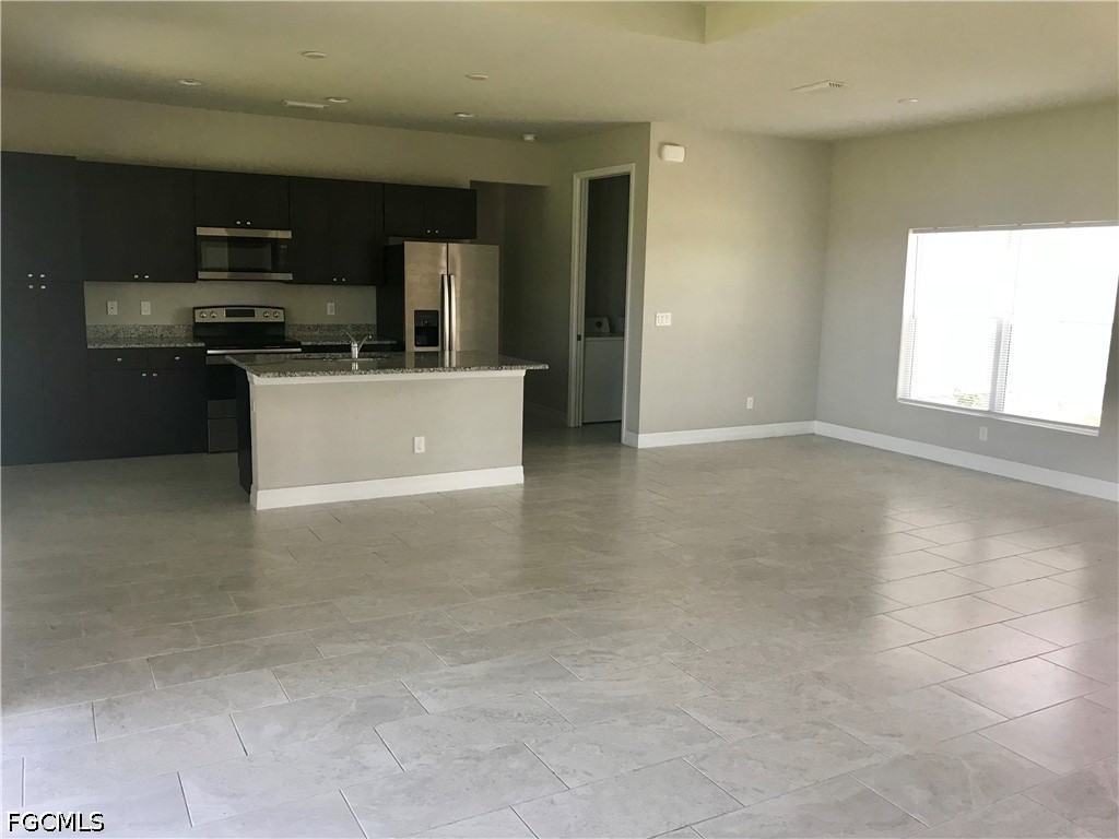 4141 NE 20th Court