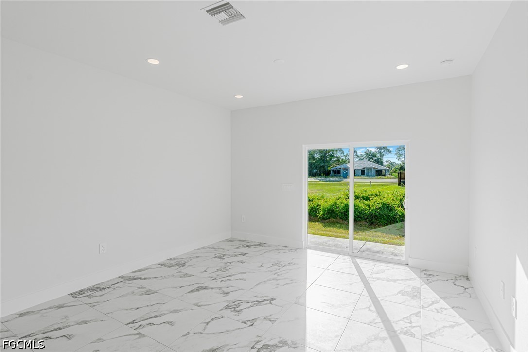 352  Pullman Street