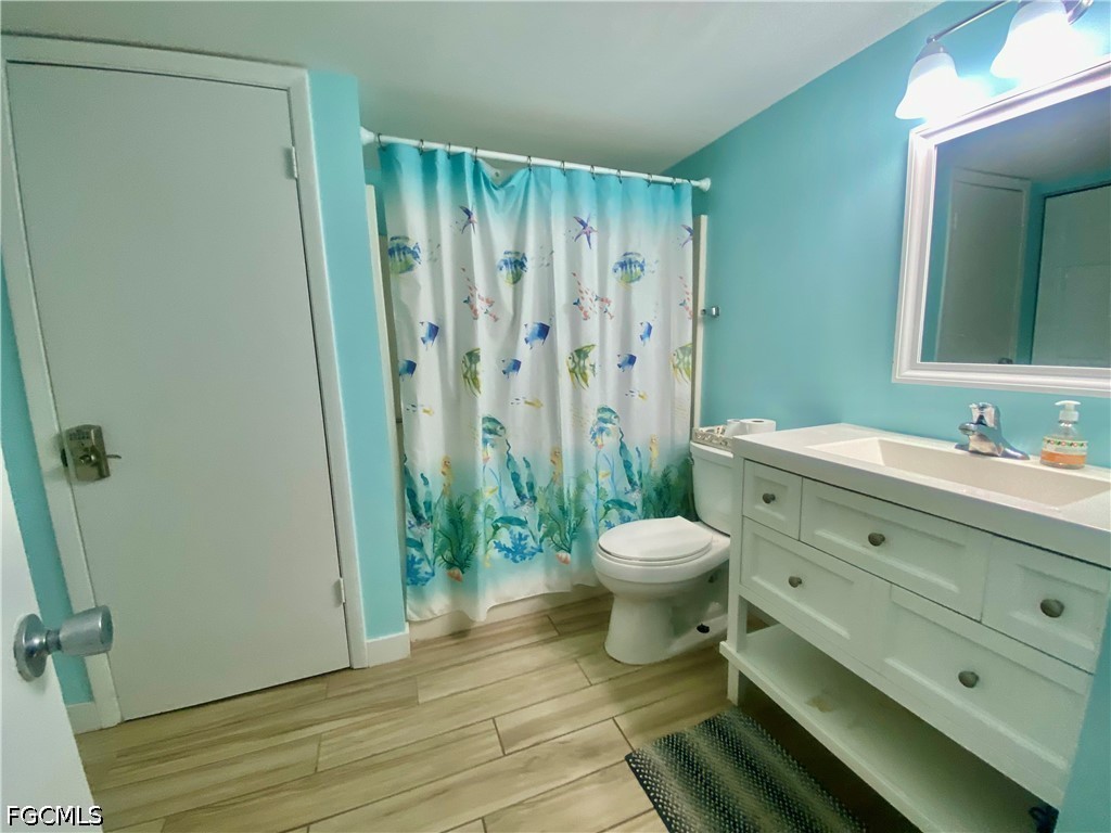 8701 Estero Boulevard, Apt 104
