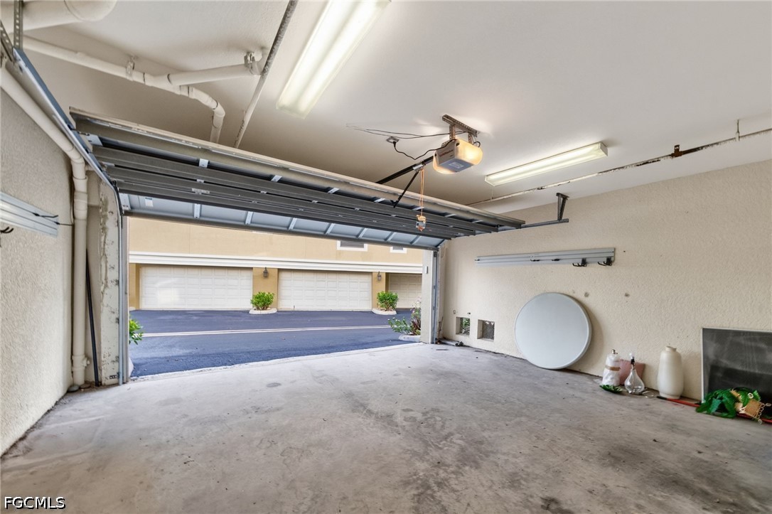 10041 Lake Cove Drive, Apt 202