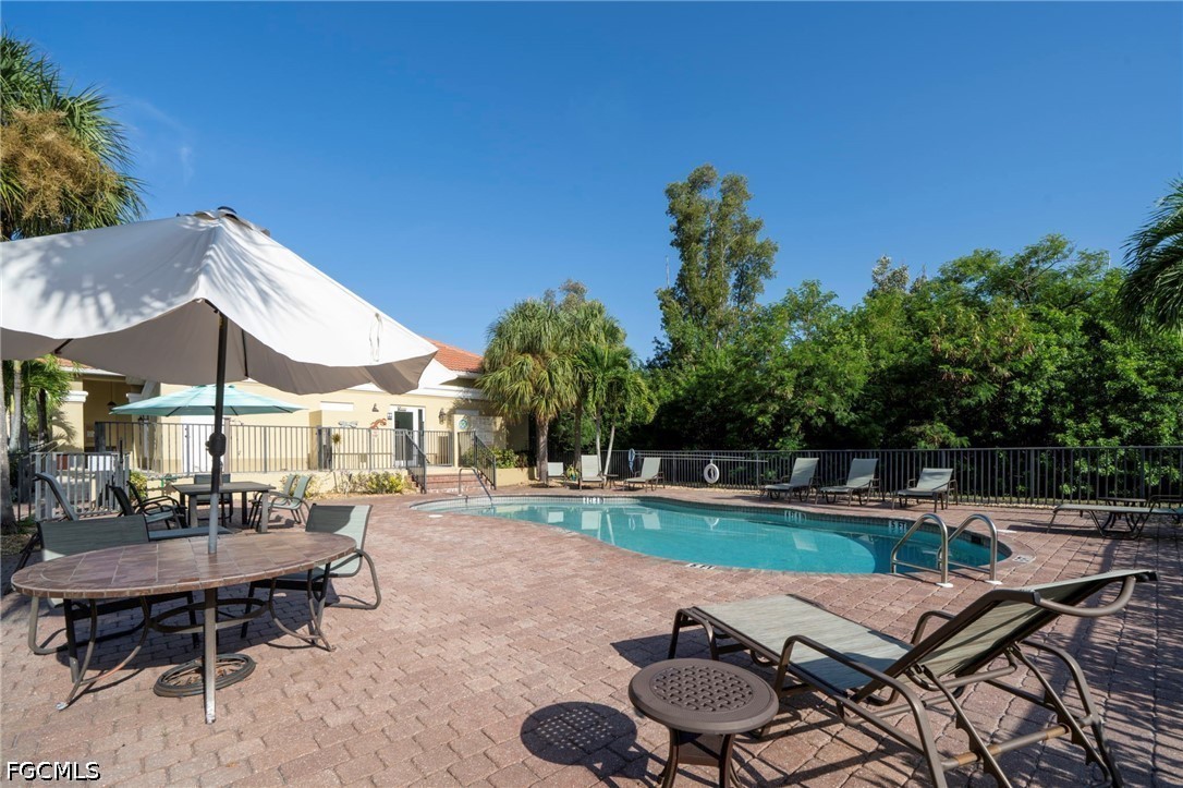 10041  Lake Cove Drive, Apt 202
