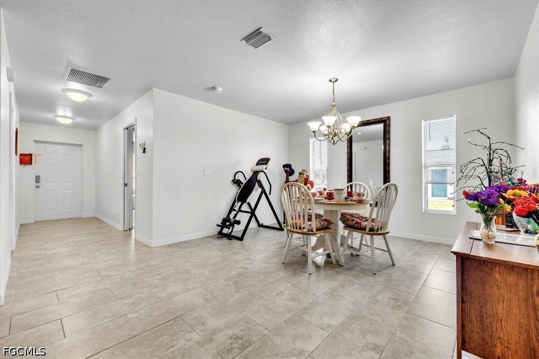 405/407 NE 24th Avenue