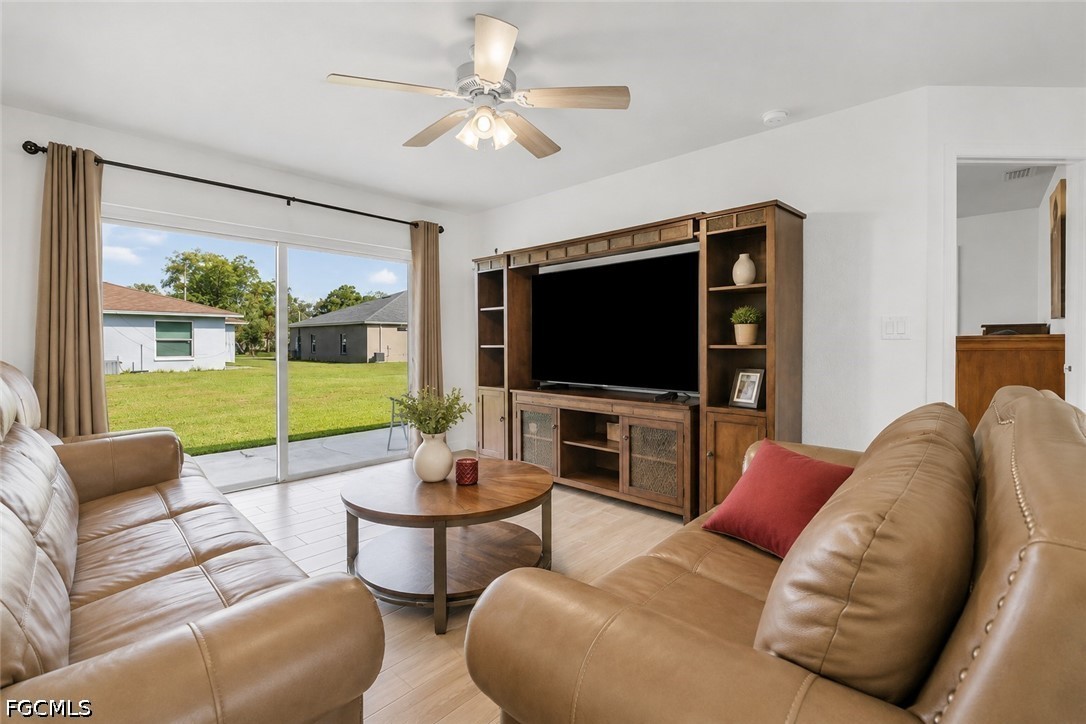 405/407 NE 24th Avenue