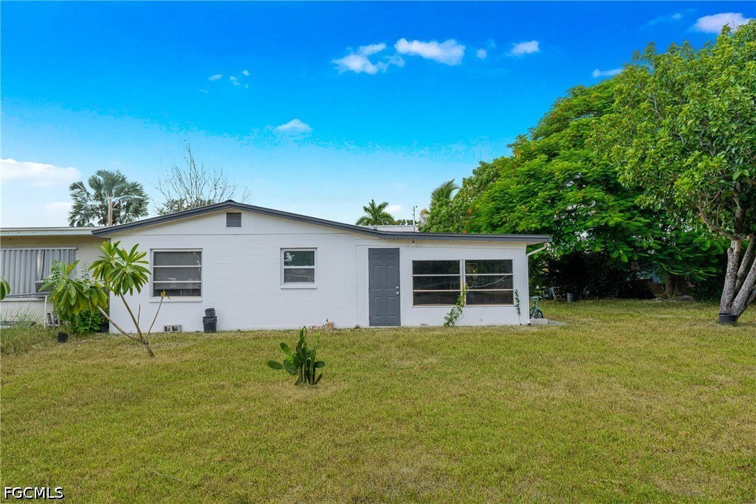 1099 Vineyard Place