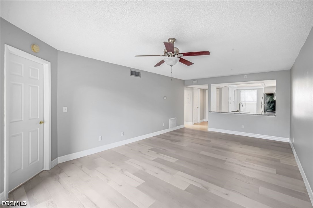 15206 Parkside Drive, Apt 102