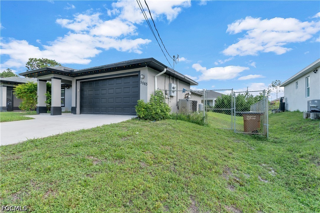 5061/5063  Locke Lane