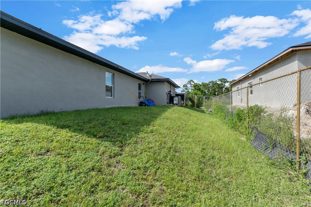 5061/5063  Locke Lane