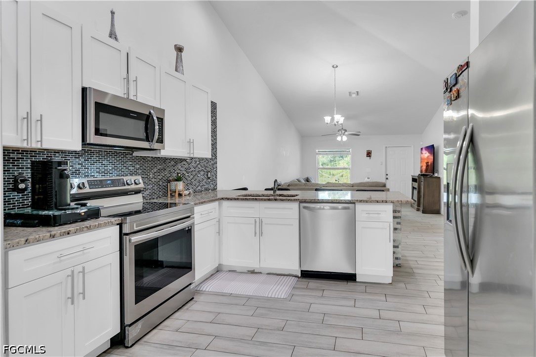 5061/5063  Locke Lane