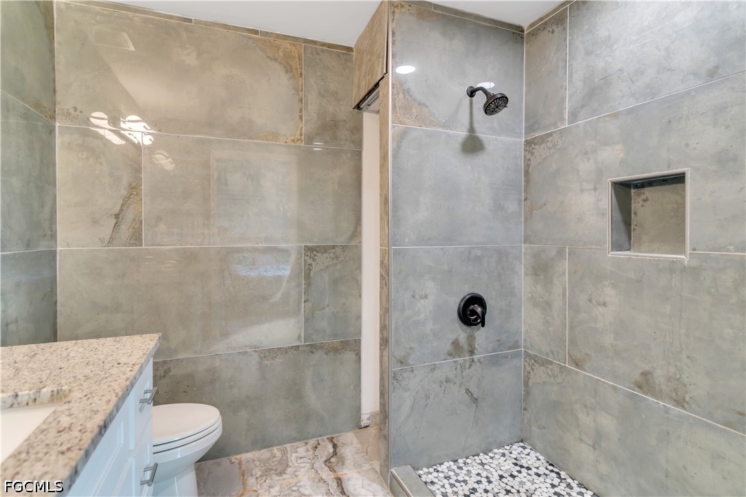 5061/5063  Locke Lane