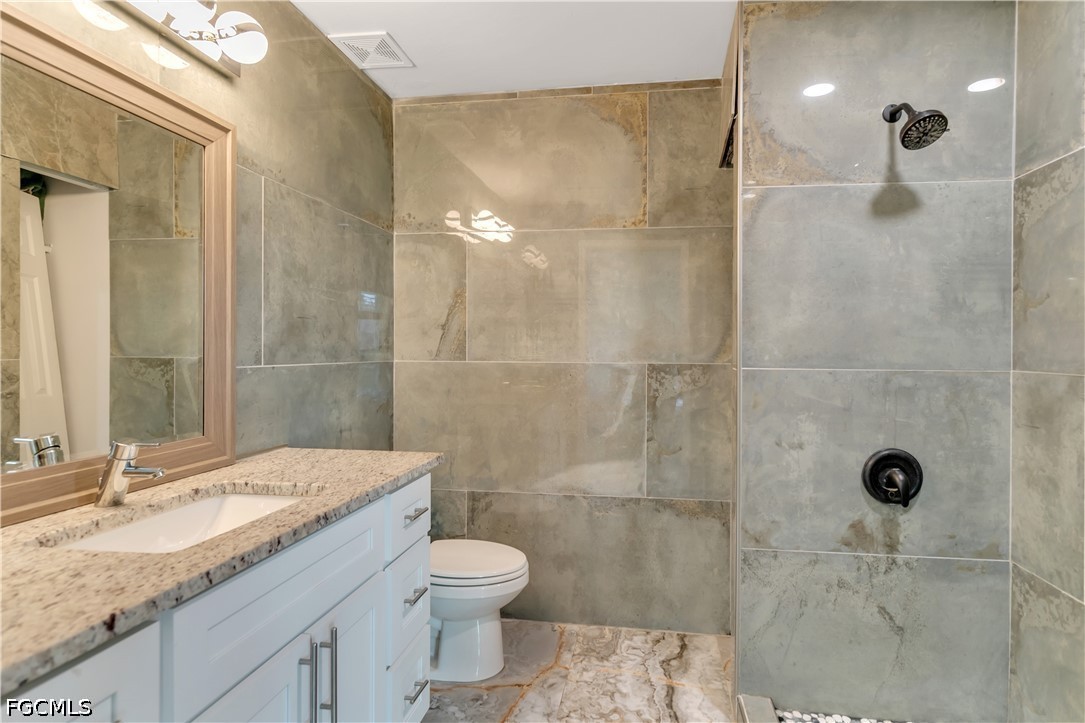 5061/5063  Locke Lane