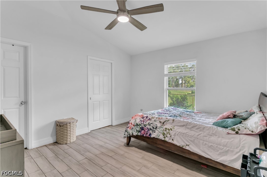 5061/5063  Locke Lane