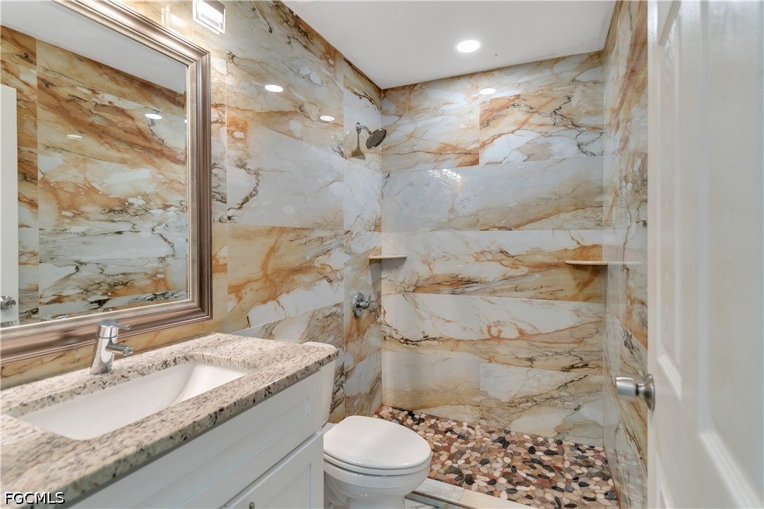 5061/5063  Locke Lane