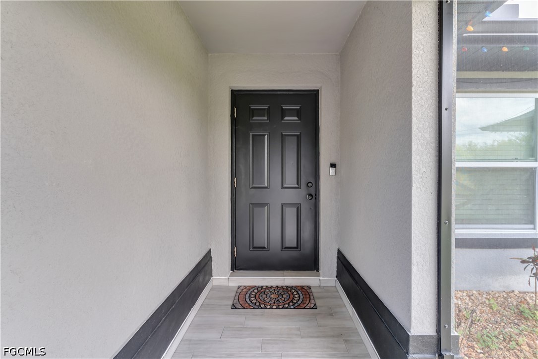 5061/5063  Locke Lane